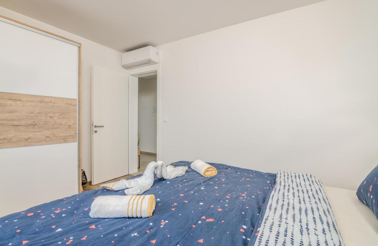 Apartments Sunrise Krk Krk Town Exterior photo